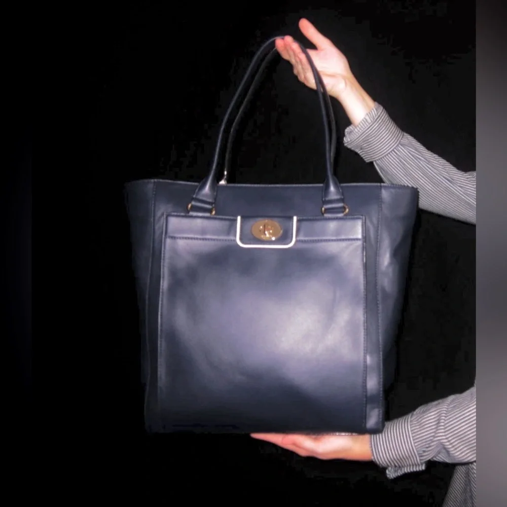 Kate Spade Hampton Road Smooth Navy Leather Davis Tote